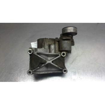Recambio de soporte alternador para hyundai getz (tb) 1.5 crdi cat referencia OEM IAM   