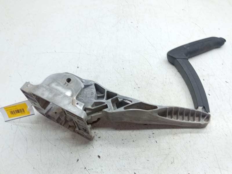 Recambio de palanca freno de mano para ford focus iii 1.6 ti referencia OEM IAM BV612780  