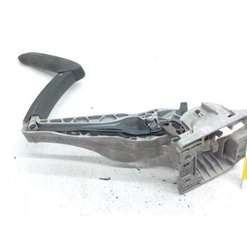 Recambio de palanca freno de mano para ford focus iii 1.6 ti referencia OEM IAM BV612780  