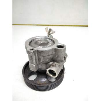 Recambio de bomba servodireccion para renault trafic ii autobús (jl) 2.0 dci 90 referencia OEM IAM 8200024738  8200838037