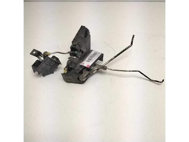 Recambio de cerradura puerta delantera derecha para hyundai coupe (rd) 1.6 fx xplod referencia OEM IAM 8132027003  