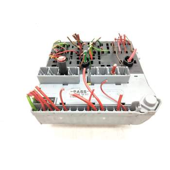 Recambio de caja fusibles para iveco daily vi furgoneta 33s16, 35s16, 35c16, 40c16, 50c16 referencia OEM IAM 51905216  