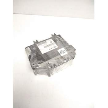 Recambio de centralita motor uce para volkswagen polo classic (6v2) 1.4 referencia OEM IAM 032906030D 6160035500 IAW1AVV0
