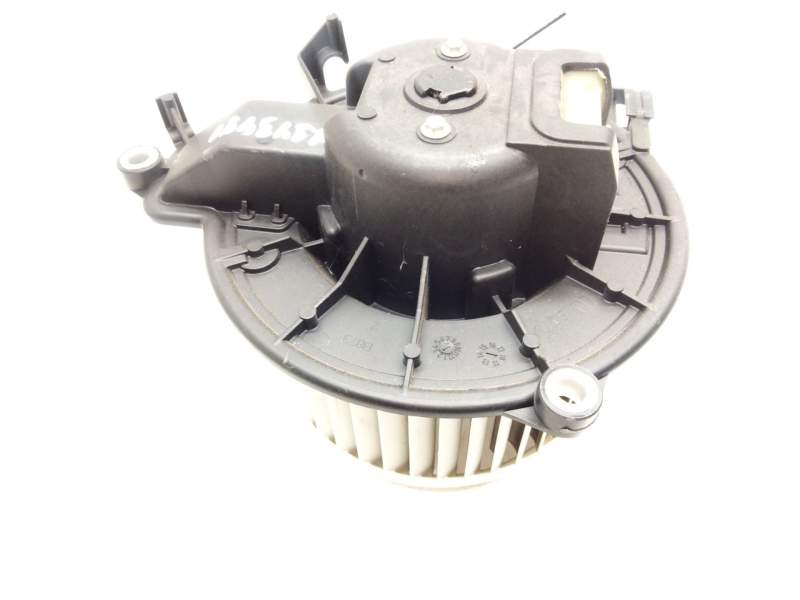 Recambio de motor calefaccion para iveco daily vi furgoneta 33s16, 35s16, 35c16, 40c16, 50c16 referencia OEM IAM 5S903100  