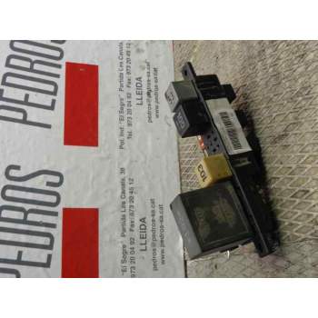 Recambio de caja fusibles para seat leon (1m1) 1.9 tdi referencia OEM IAM   