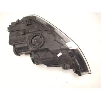 Recambio de faro derecho para volkswagen polo referencia OEM IAM 2G1941006  