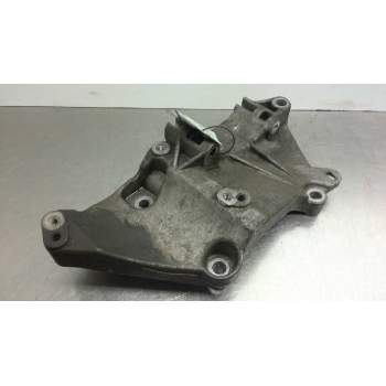 Recambio de soporte alternador para renault megane ii berlina 3p confort expression referencia OEM IAM 8200100148  