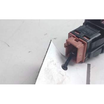 Recambio de warning para citroën c4 berlina lx referencia OEM IAM 96480877KR  