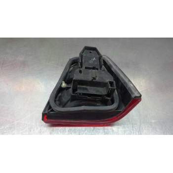 Recambio de piloto trasero izquierdo para volkswagen passat (321/323/331) referencia OEM IAM 321945111T  28515