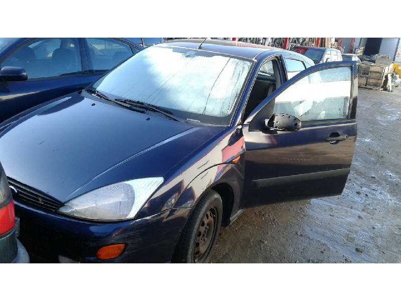 ford focus berlina (cak) del año 1999