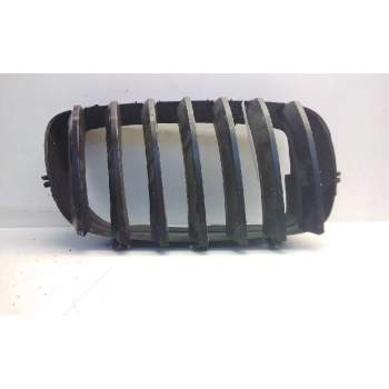 Recambio de rejilla paragolpes derecha para bmw x6 (e71) 3.0d referencia OEM IAM 51137157688  