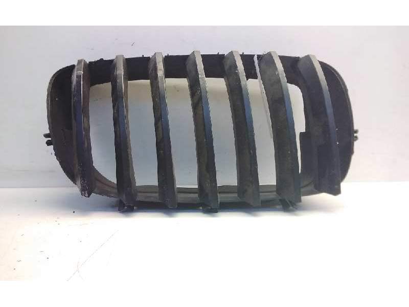 Recambio de rejilla paragolpes derecha para bmw x6 (e71) 3.0d referencia OEM IAM 51137157688  