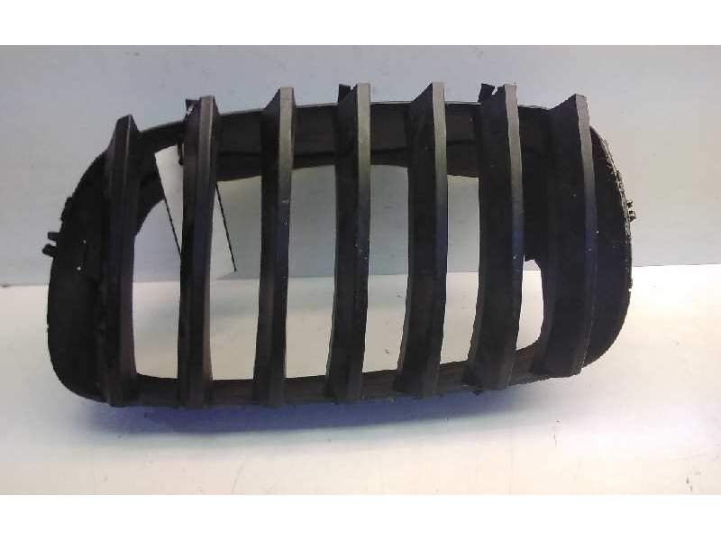 Recambio de rejilla paragolpes izquierda para bmw x6 (e71) 3.0d referencia OEM IAM 51137157687  