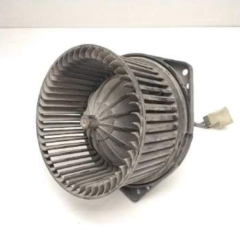 Recambio de motor calefaccion para nissan vanette cargo referencia OEM IAM 0130111154  