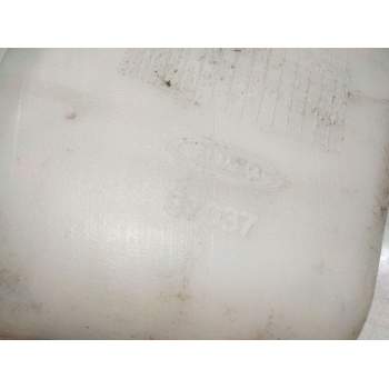 Recambio de deposito limpia para iveco daily vi furgoneta 33s16, 35s16, 35c16, 40c16, 50c16 referencia OEM IAM 5801565973  