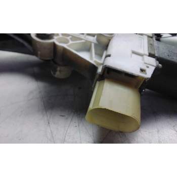 Recambio de elevalunas delantero derecho para bmw serie 1 berlina (e81/e87) 118d referencia OEM IAM 7138466E1  