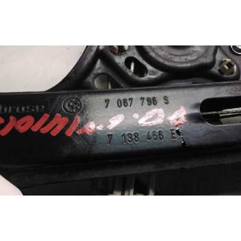 Recambio de elevalunas delantero derecho para bmw serie 1 berlina (e81/e87) 118d referencia OEM IAM 7138466E1  