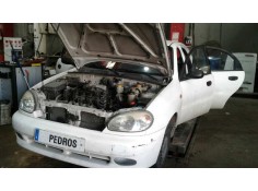 daewoo lanos del año 2002