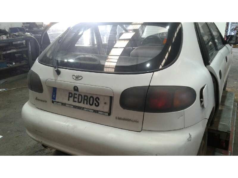 daewoo lanos del año 2002