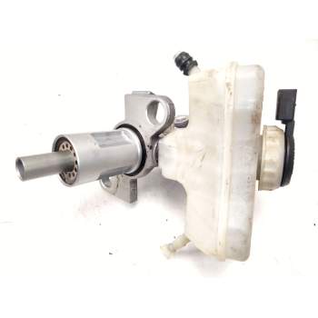 Recambio de bomba freno para audi a5 (8t3) 2.0 tdi referencia OEM IAM 8K0611301A  