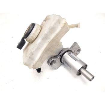 Recambio de bomba freno para audi a5 (8t3) 2.0 tdi referencia OEM IAM 8K0611301A  