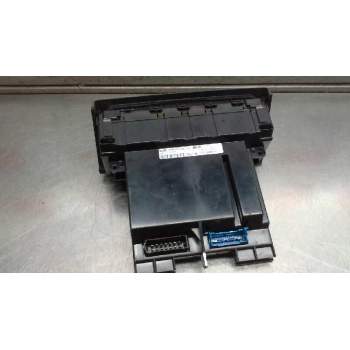 Recambio de mando climatizador para renault laguna (b56) 1.8 16v rt referencia OEM IAM 7700425674  