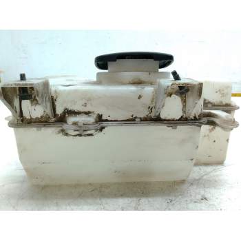 Recambio de deposito limpia para renault maxity referencia OEM IAM 7485145290  
