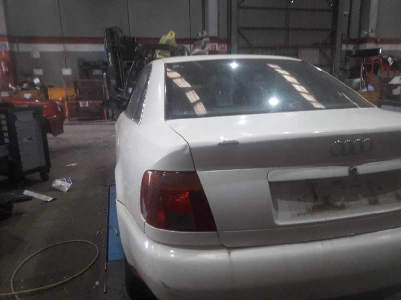audi a4 berlina (b5) del año 1998