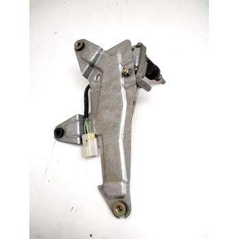 Recambio de motor limpia trasero para nissan serena (c23) 2.3 d referencia OEM IAM 9390332602  BOSCH