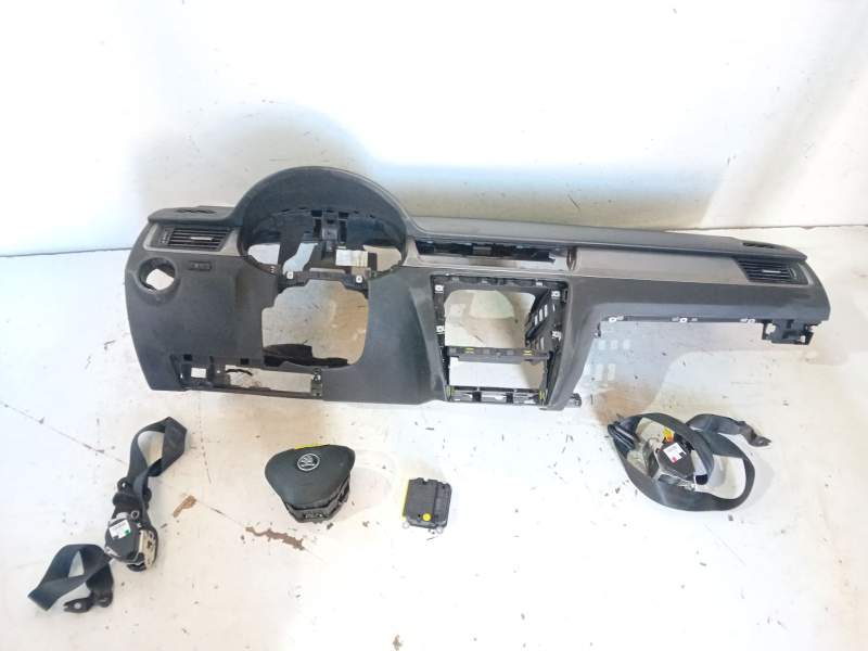 Recambio de kit airbag para skoda spaceback (5h) active referencia OEM IAM 5JB857009B9B9  