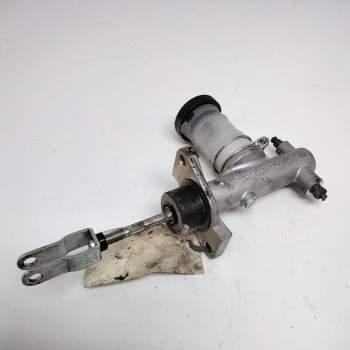 Recambio de bomba embrague para ford maverick (ml) 2.7 turbodiesel referencia OEM IAM   