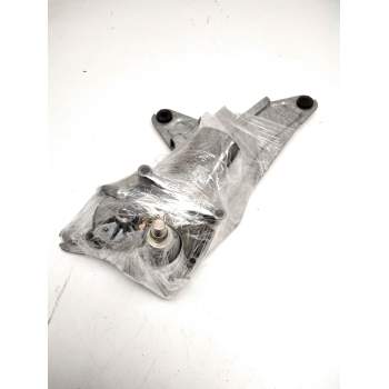 Recambio de motor limpia trasero para nissan serena (c23) 2.3 d referencia OEM IAM 9390332602  BOSCH