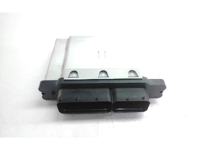 Recambio de centralita motor uce para skoda rapid active referencia OEM IAM 04C907309AE 0261S10530 1039T00073