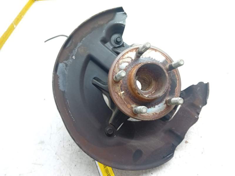 Recambio de mangueta delantera derecha para ford focus iii 1.0 ecoboost referencia OEM IAM AV613K17  