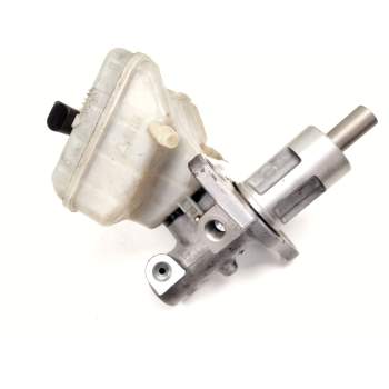Recambio de bomba freno para audi q5 (8rb) 2.0 tdi quattro referencia OEM IAM 8K0611301  