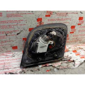 Recambio de piloto trasero central para nissan almera (n15) lx referencia OEM IAM BA75E R  