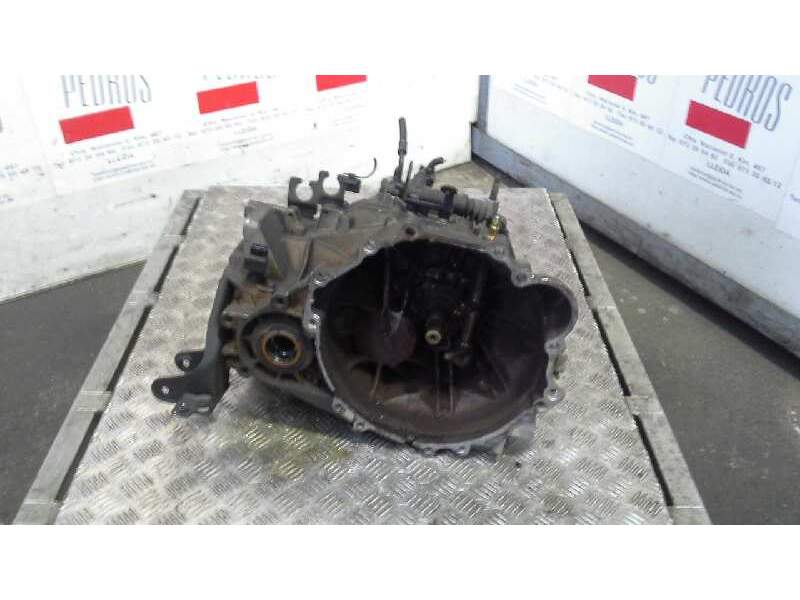 Recambio de caja cambios para hyundai elantra (xd) 2.0 crdi comfort (4-ptas.) referencia OEM IAM 973922  