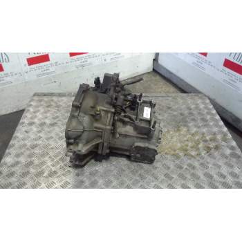 Recambio de caja cambios para hyundai elantra (xd) 2.0 crdi comfort (4-ptas.) referencia OEM IAM 973922  