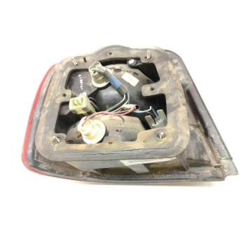 Recambio de piloto trasero derecho para hyundai lantra berlina (rd) referencia OEM IAM B940213  