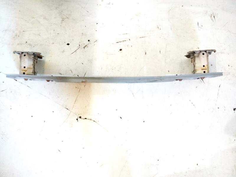 Recambio de refuerzo paragolpes trasero para toyota auris touring sports (e18) hybrid active referencia OEM IAM   
