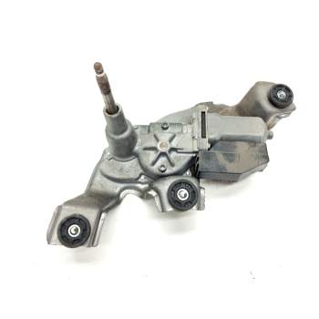 Recambio de motor limpia trasero para toyota auris touring sports (e18) hybrid active referencia OEM IAM   