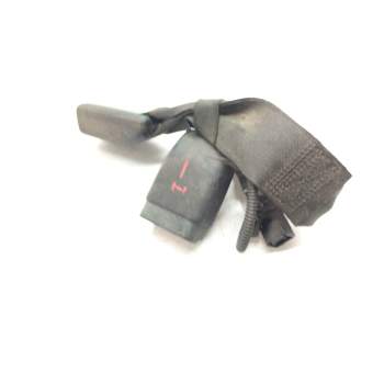 Recambio de enganche cinturon trasero izquierdo para toyota auris touring sports (e18) hybrid active referencia OEM IAM   