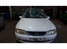 opel vectra b berlina del año 1999