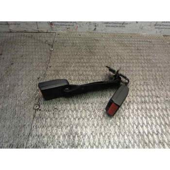 ENGANCHE CINTURON TRASERO CENTRAL 