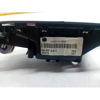 Recambio de maneta interior delantera izquierda para audi a1 (8xk) 1.0 tfsi referencia OEM IAM 8X0837019E  