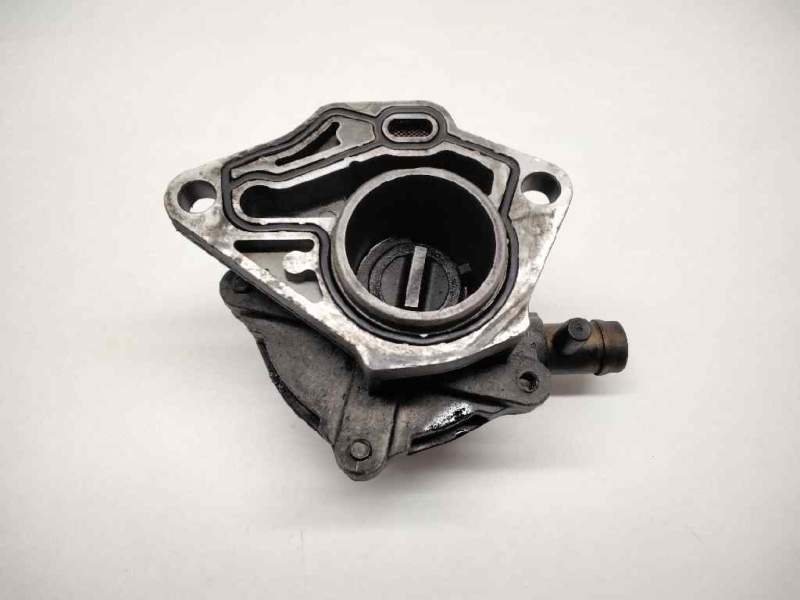 Recambio de depresor freno / bomba vacio para renault kangoo (f/kc0) referencia OEM IAM 8200031420 PIERBURG 