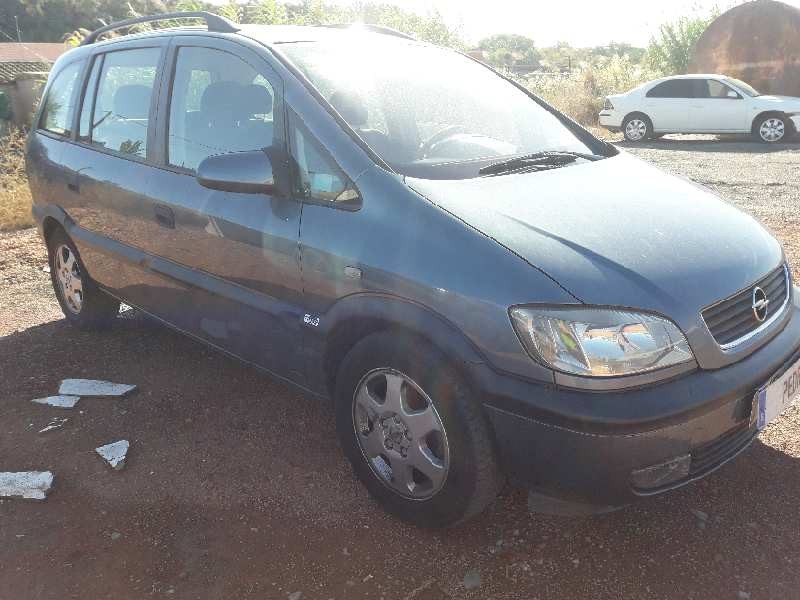opel zafira a del año 2000