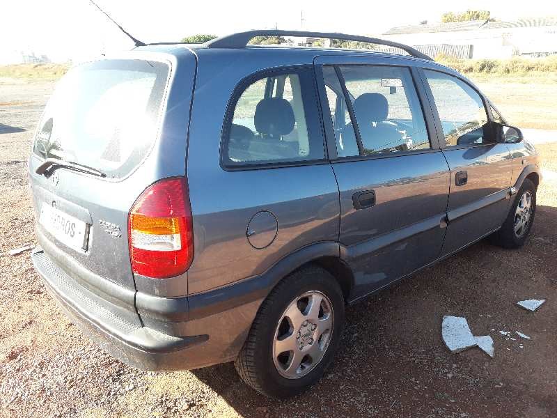 opel zafira a del año 2000