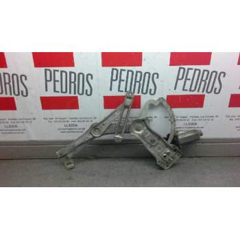 ELEVALUNAS DELANTERO DERECHO 