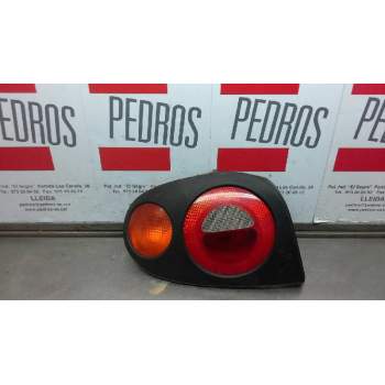 PILOTO TRASERO IZQUIERDO VALEO 2262 36636
